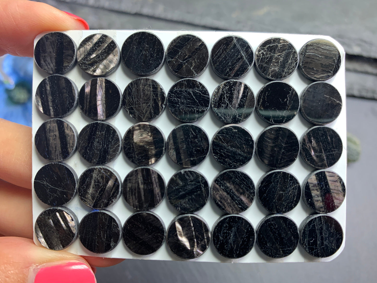 Flat Hypersthene round 10mm cabochon - Calibrated cabochons