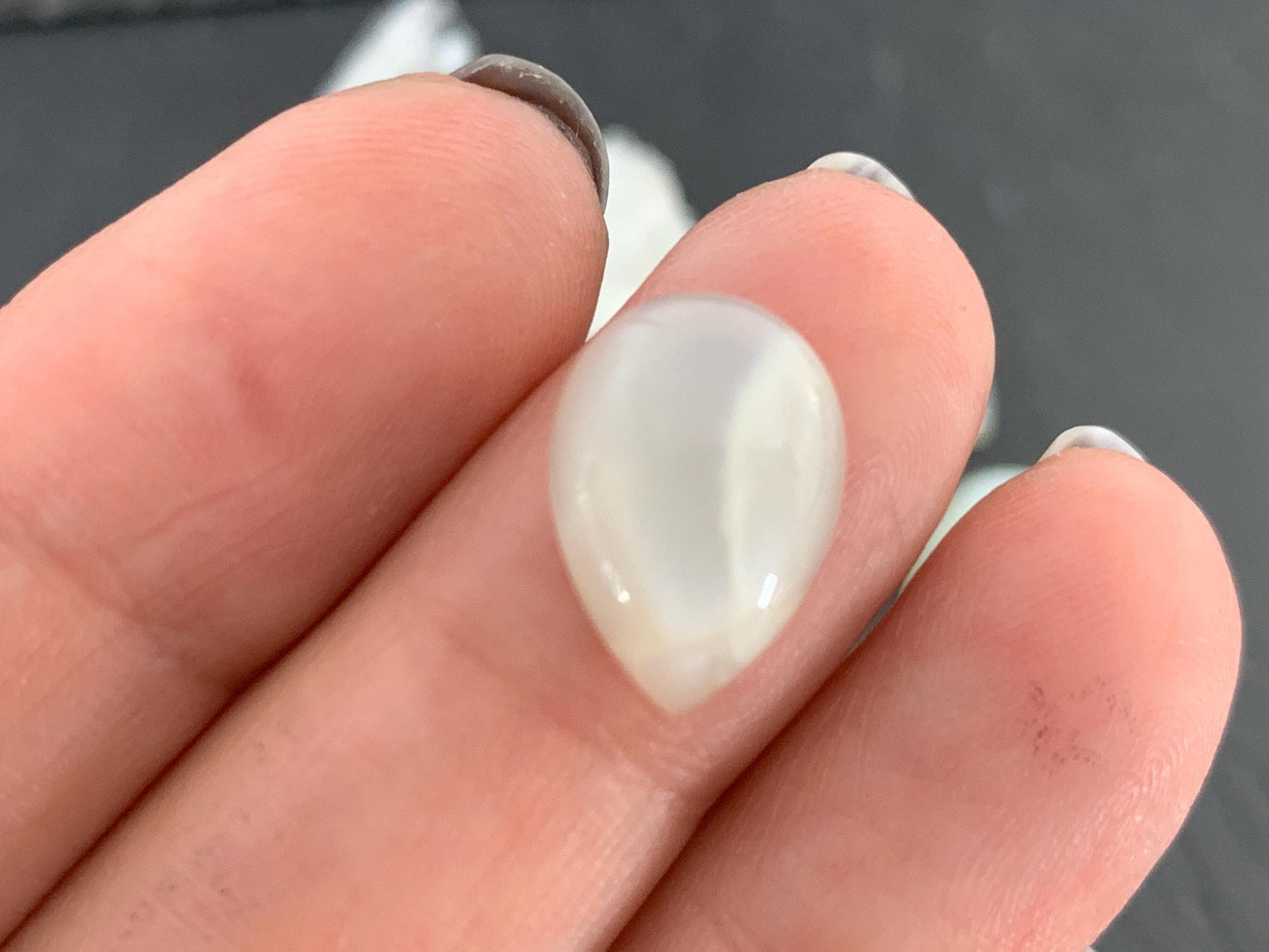 White Moonstone pear 10x14mm cabochon - Calibrated cabochons