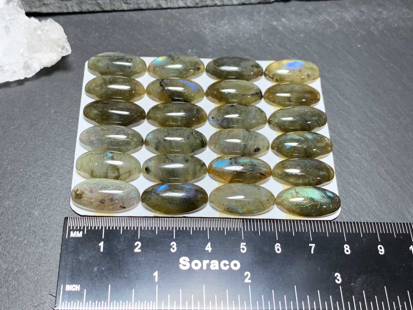 Labradorite oval 10x20mm cabochon - Calibrated Cabochons