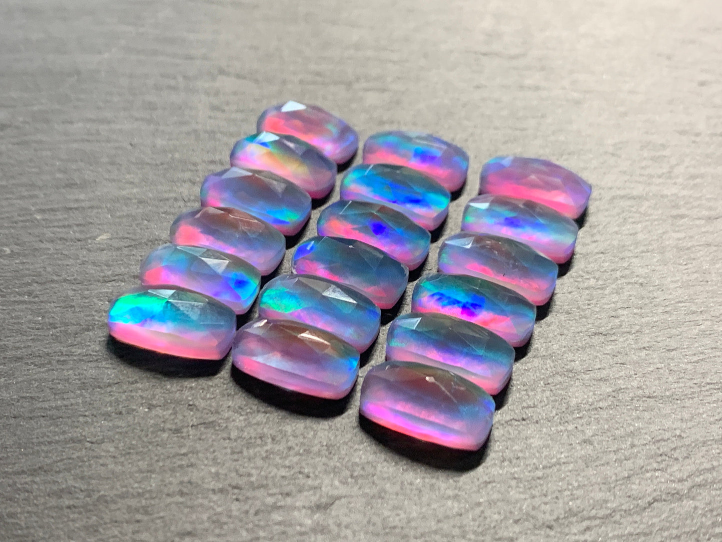 Faceted Aurora Opal oval 7x14mm cabochon - Doublet cabochons