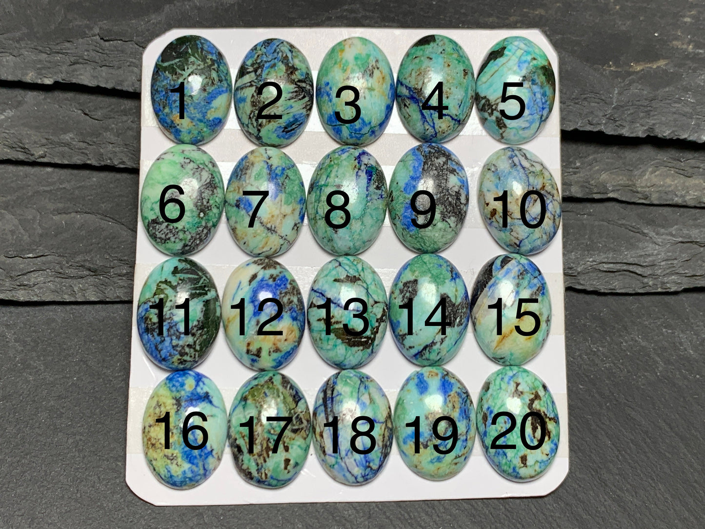 Azurite 13x18mm oval cabochon - Calibrated cabochons