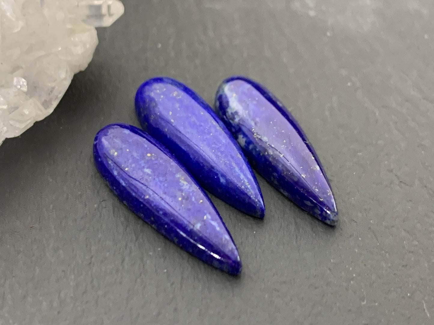 Lapis Lazuli pear 8x25mm Cabochon - Calibrated cabochons