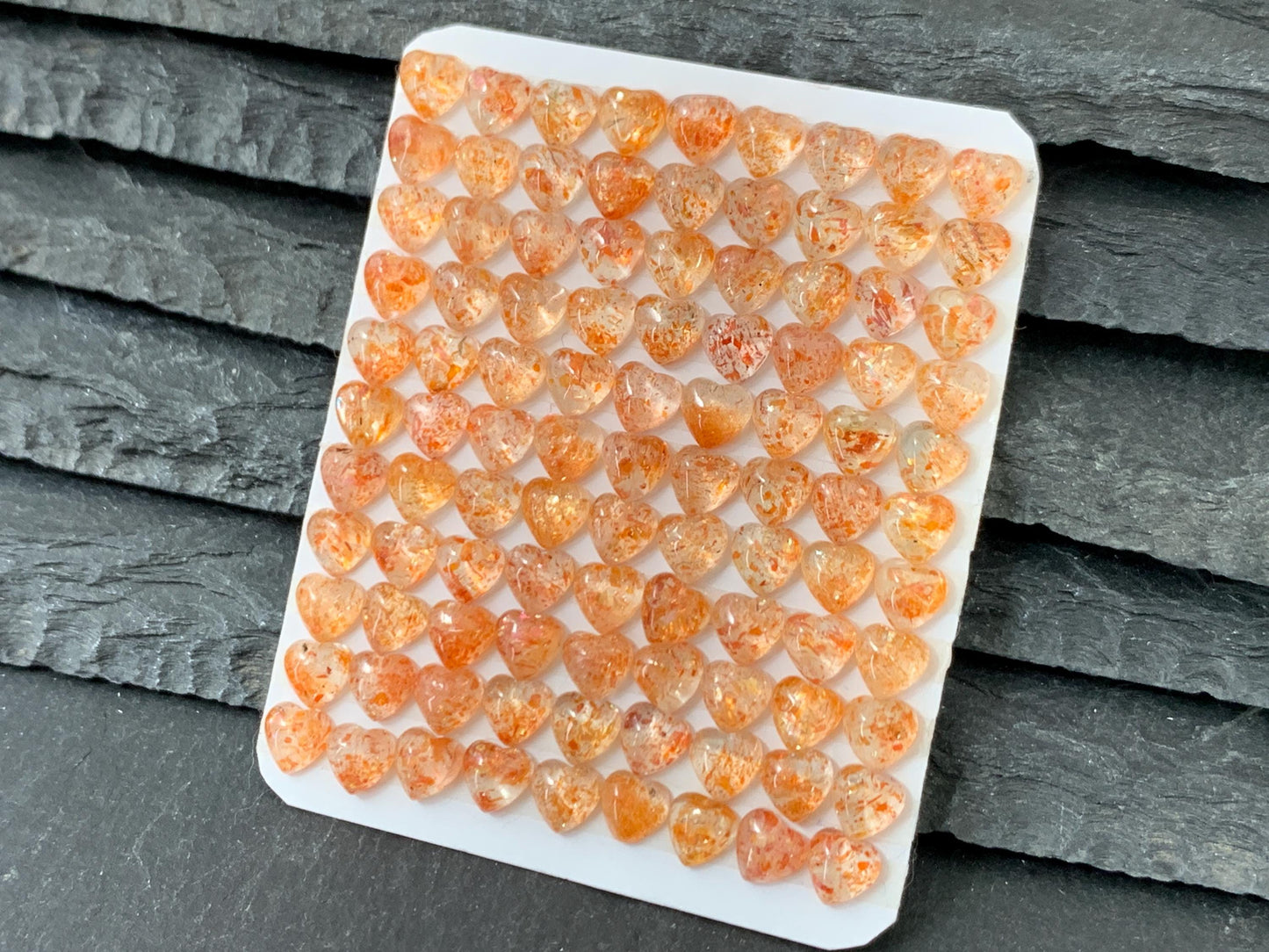 Sunstone heart 5mm cabochon - Calibrated cabochons