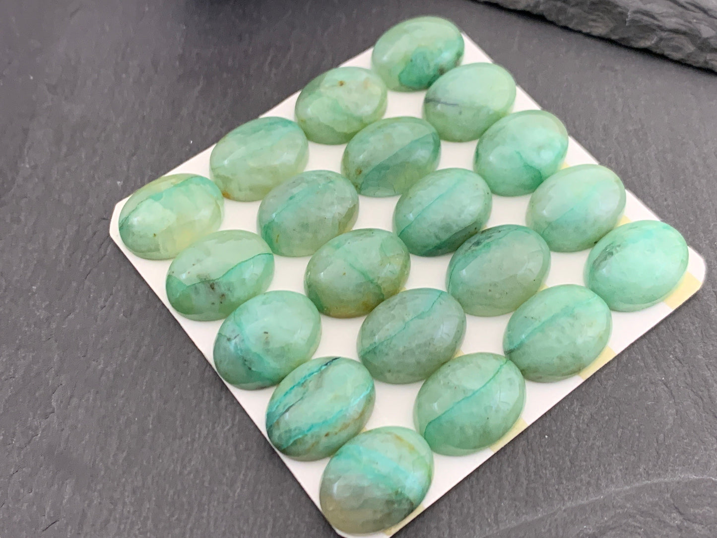 Chrysocolla Quartz oval 12x16mm cabochon - Calibrated cabochons