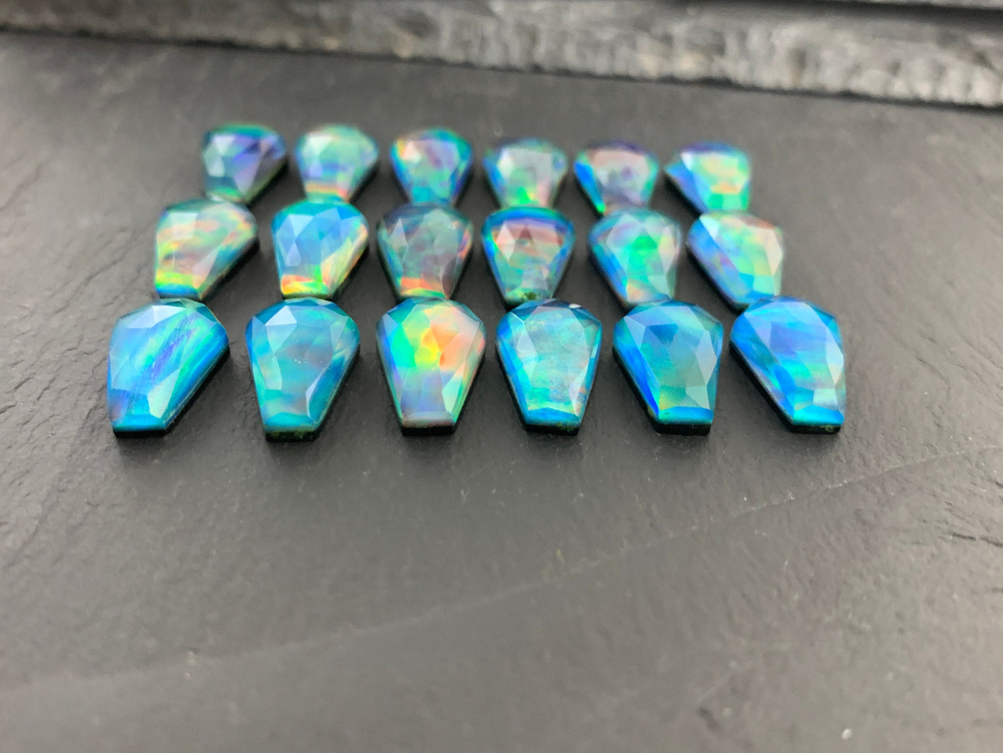 Faceted Aurora Opal coffin 10x16mm cabochon - Doublet cabochons