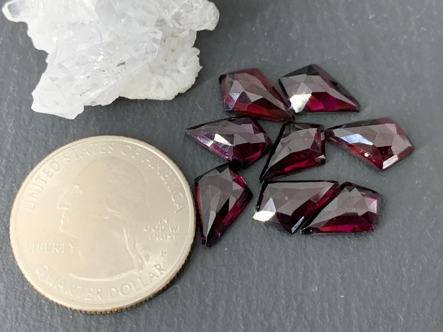 Faceted Garnet Kite 8x12mm cabochon
