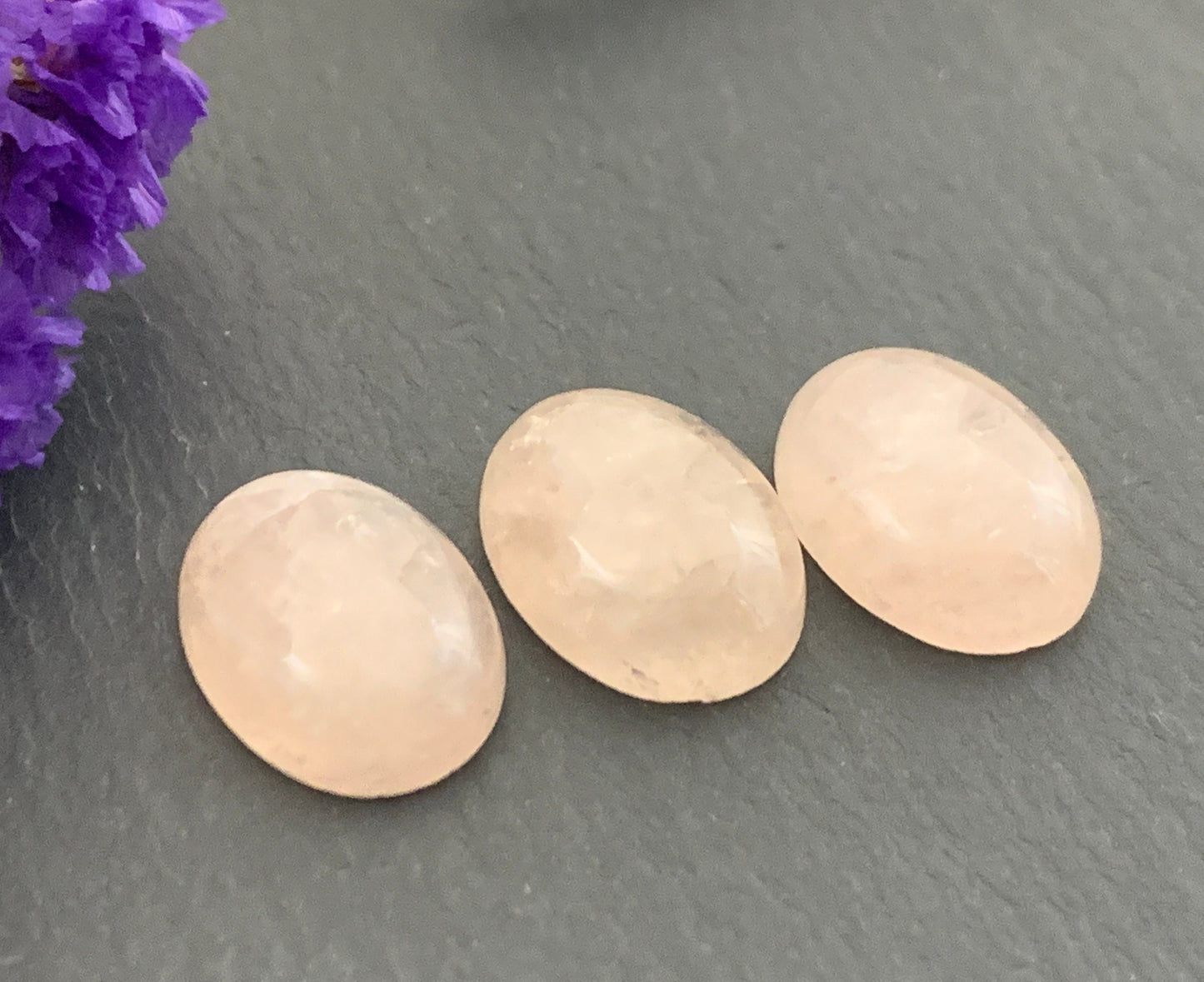 Morganite oval 12x16mm cabochon - Calibrated cabochons