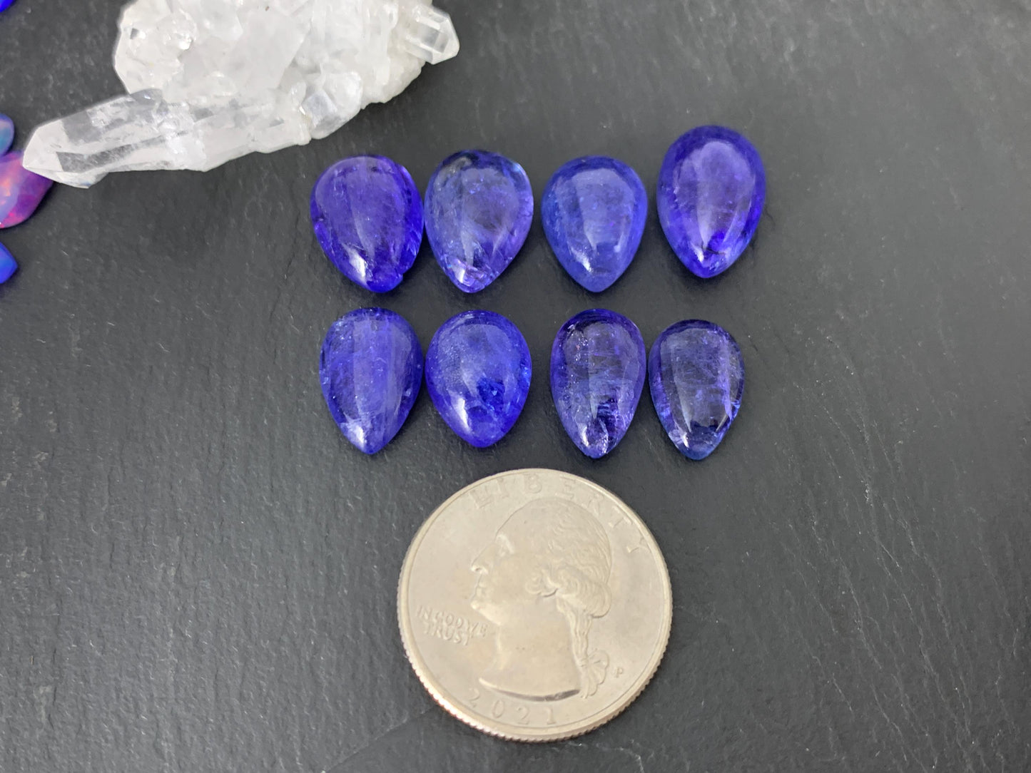 Tanzanite pear 14-17mm long cabochon