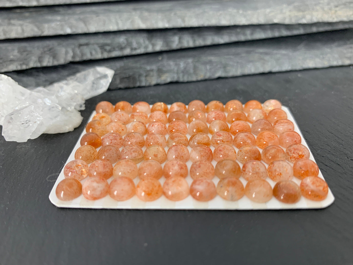 Sunstone round 6mm cabochon - Calibrated cabochons