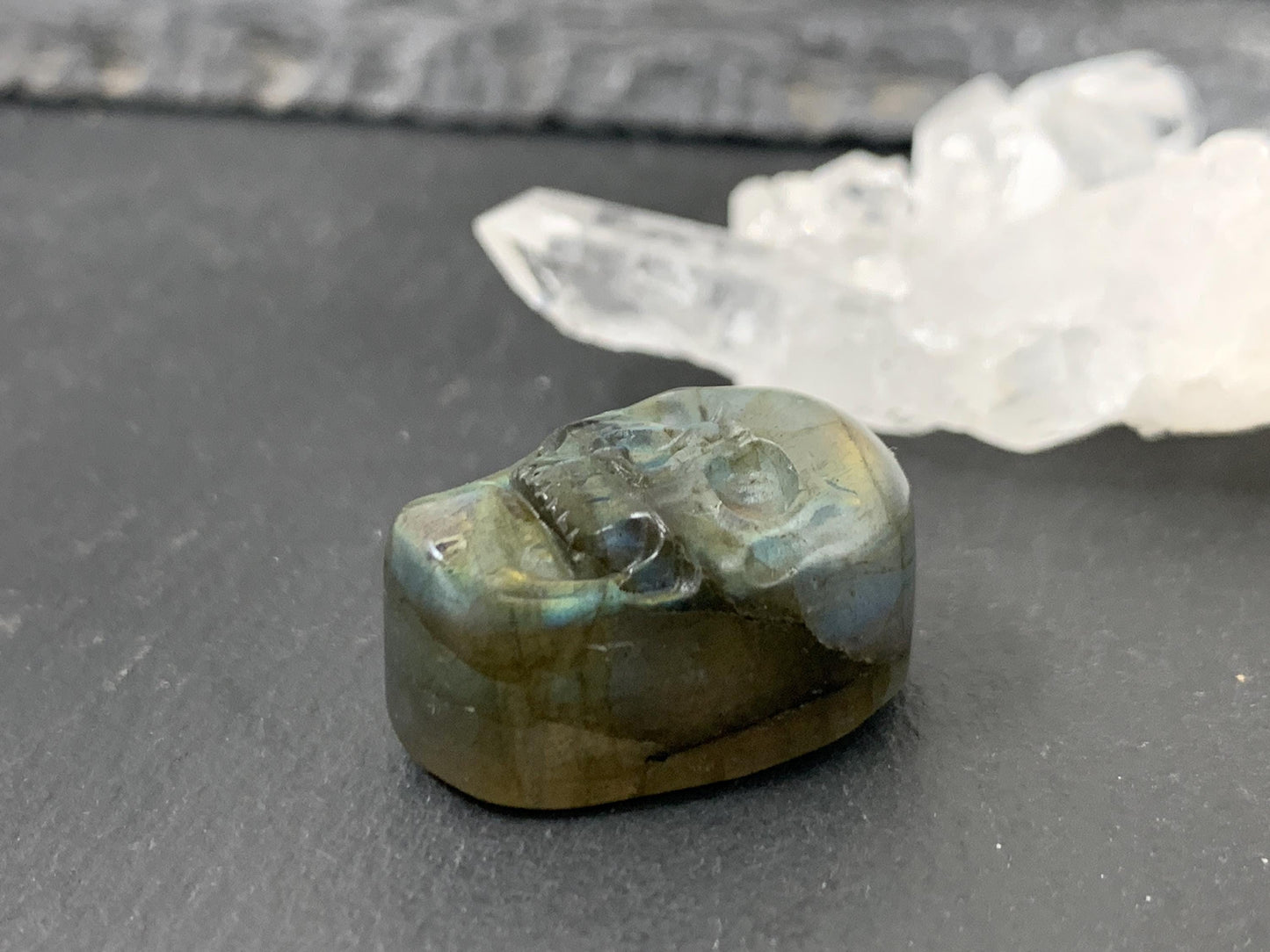 Labradorite Skull Cabochon 15x22mm – Natural Green Gemstone Flat Back Carving