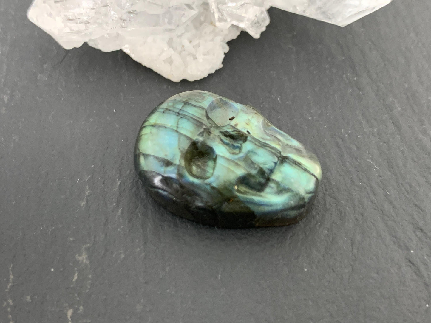 Labradorite Skull Cabochon 15x21mm, Labradorite Skull, Natural Gemstone, Halloween Jewelry, Handcrafted Accessory