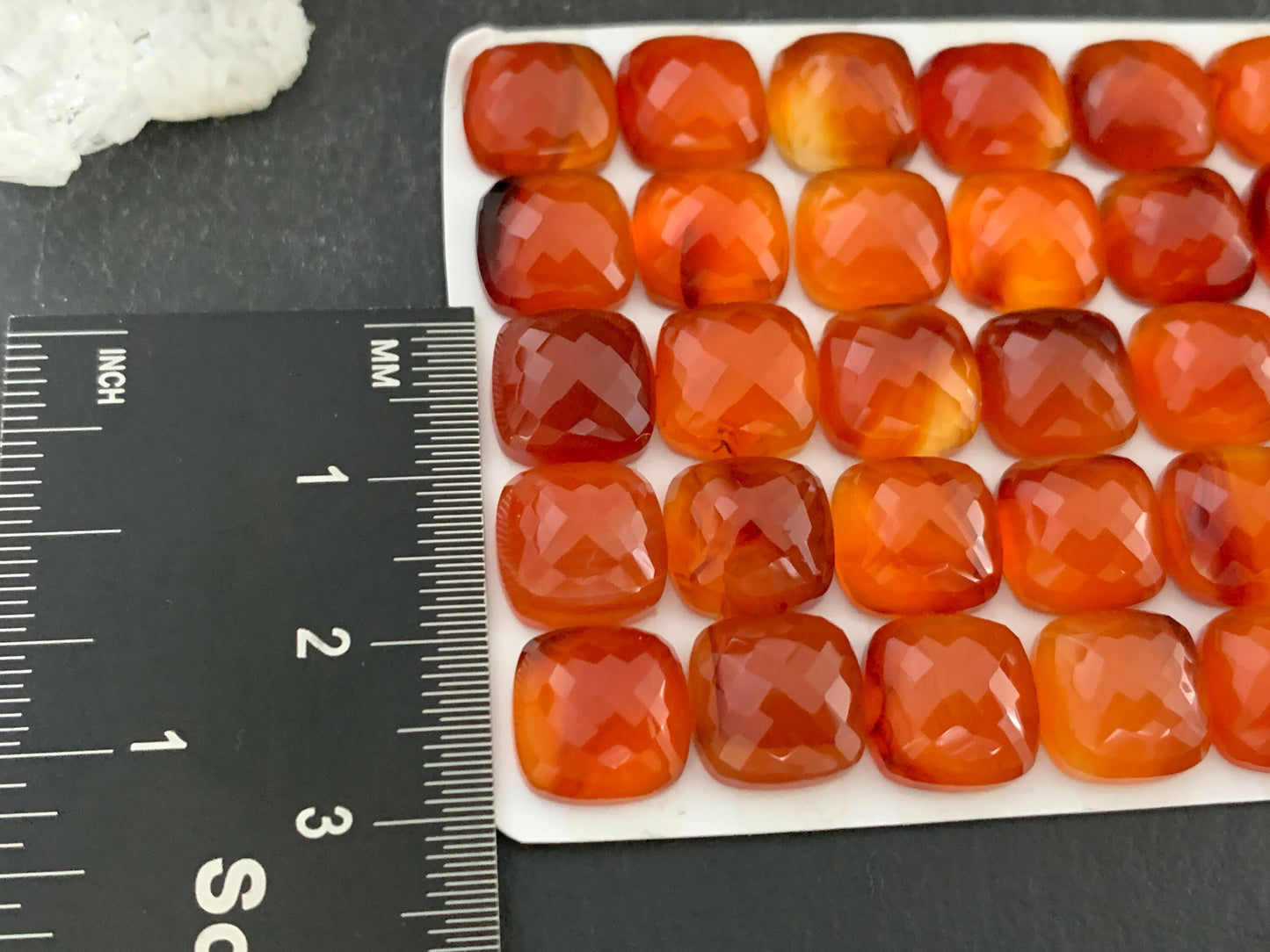 Faceted Carnelian square cushion 10mm cabochon - Calibrated cabochons