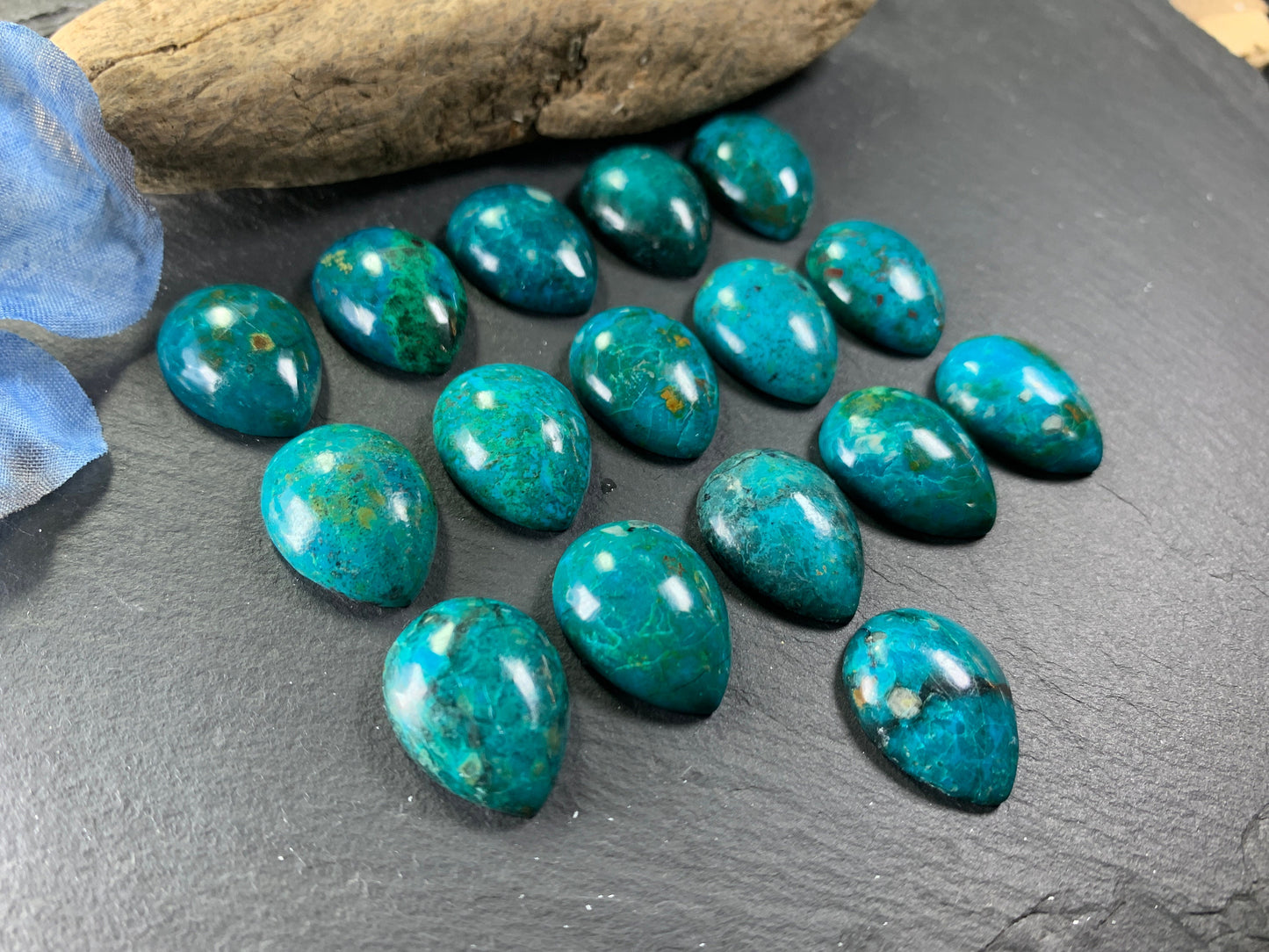Chrysocolla pear 15x20mm cabochon - Calibrated cabochons