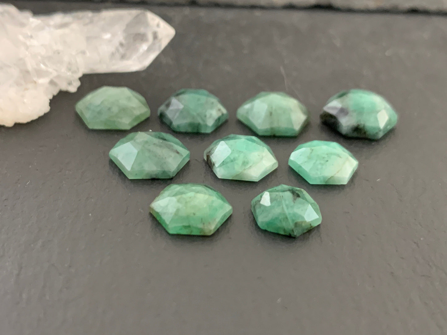 Faceted Emerald hexagon 8mm cabochon