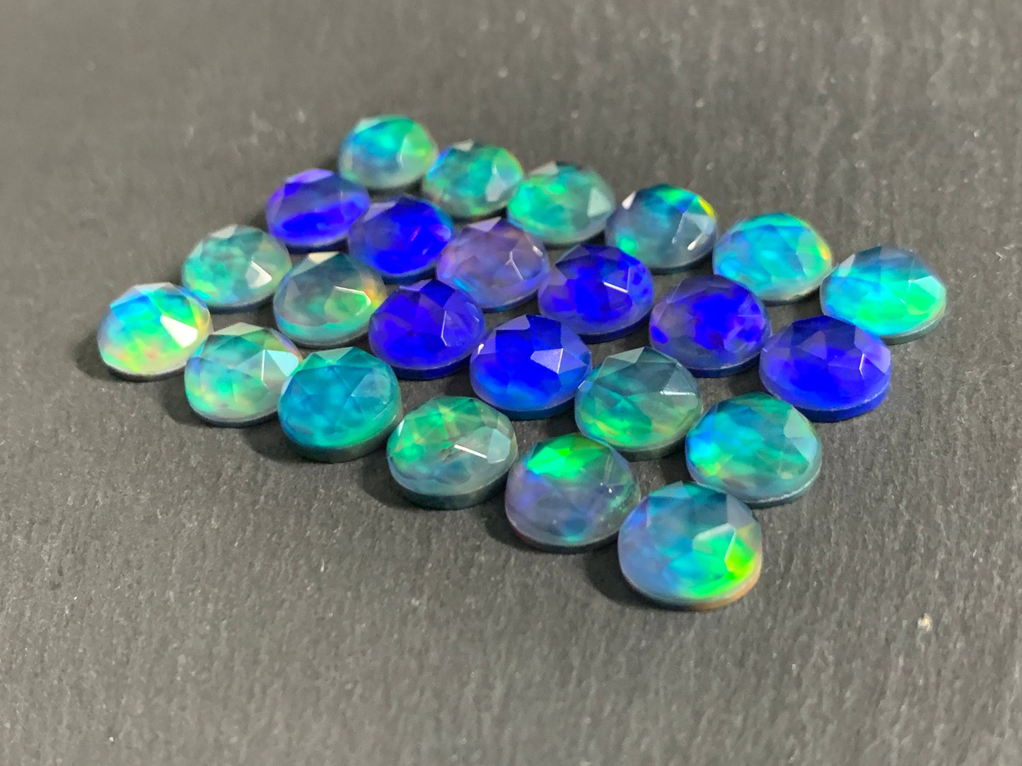 Faceted Aurora Opal 10mm cabochon - Doublet cabochons