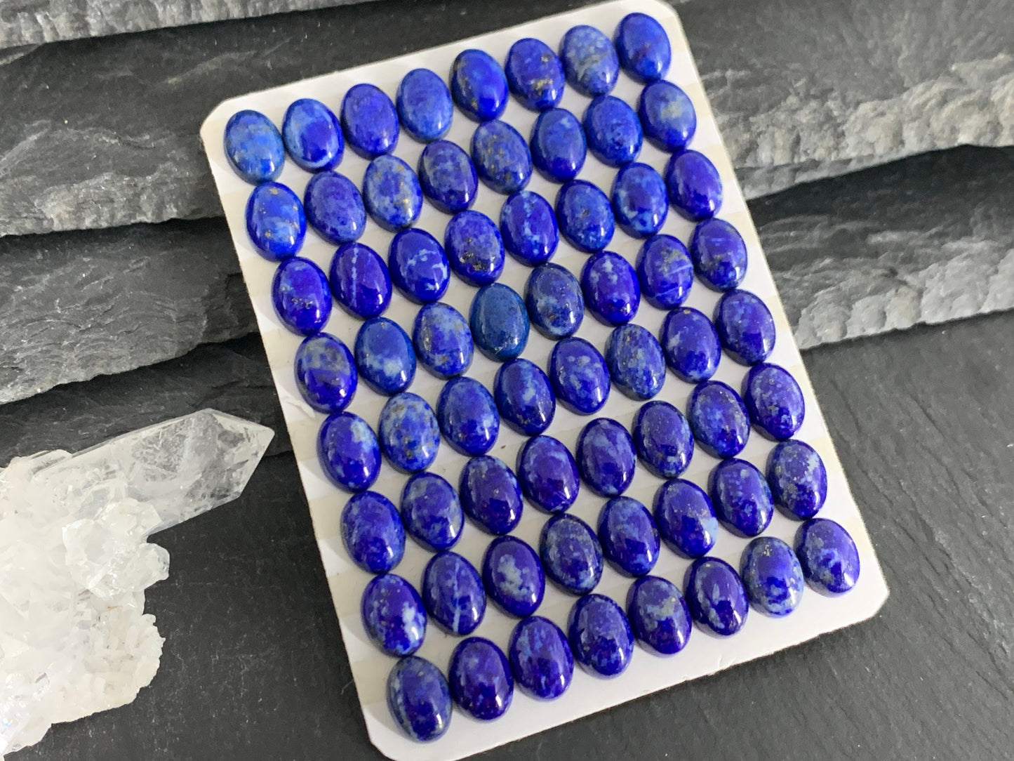 Lapis Lazuli oval 6x8mm cabochon - Calibrated cabochons