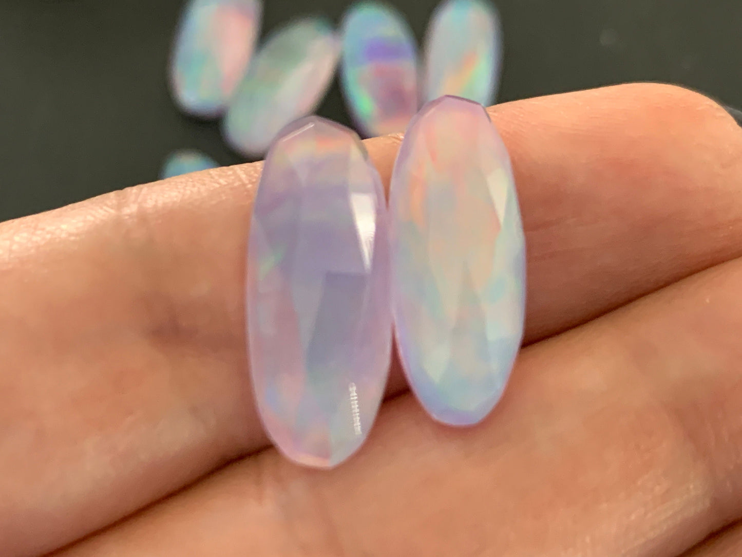Faceted Aurora Opal oval 8x20mm cabochon - Doublet cabochon