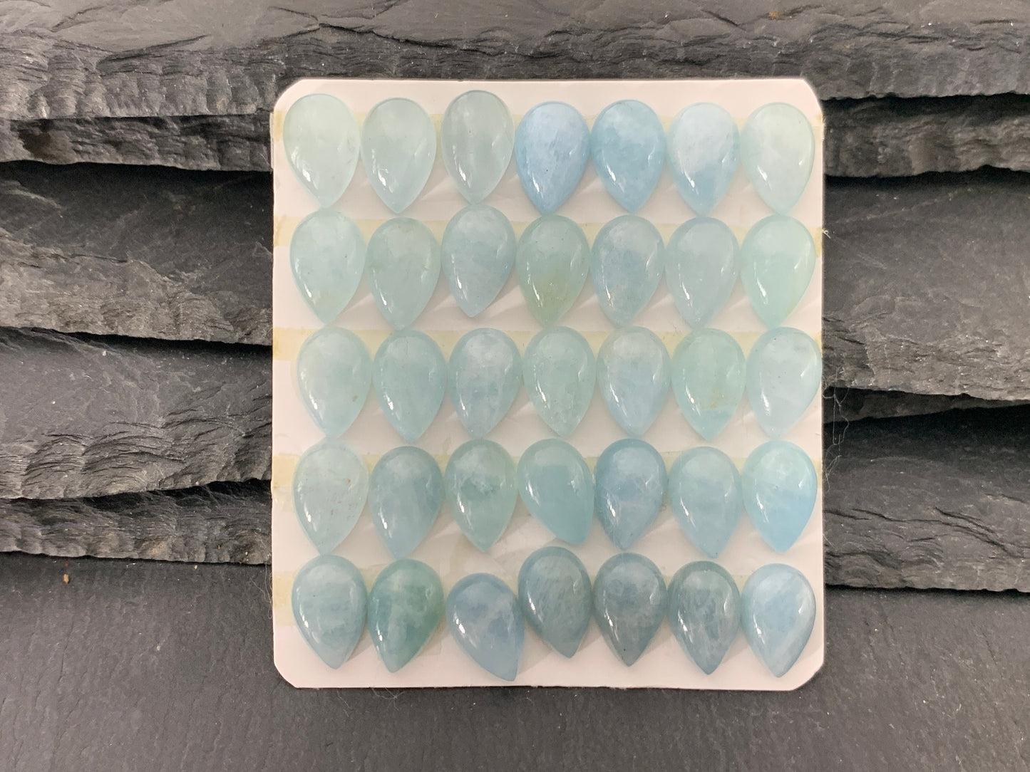 Aquamarine pear 8x12mm cabochon - Calibrated cabochons