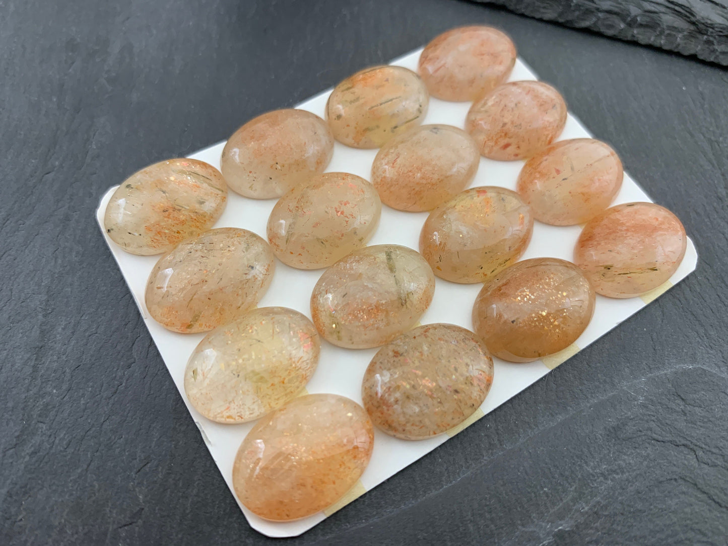 Sunstone oval 15x20mm cabochon - Calibrated cabochons