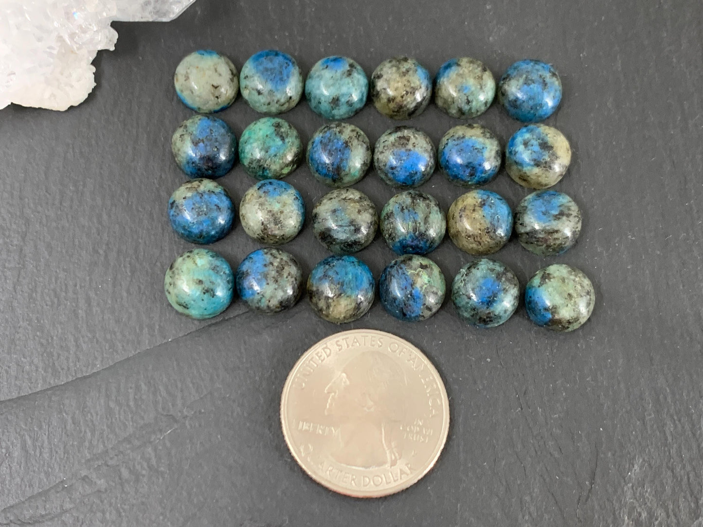 Azurite in Granite round 10mm cabochon - Calibrated cabochons.