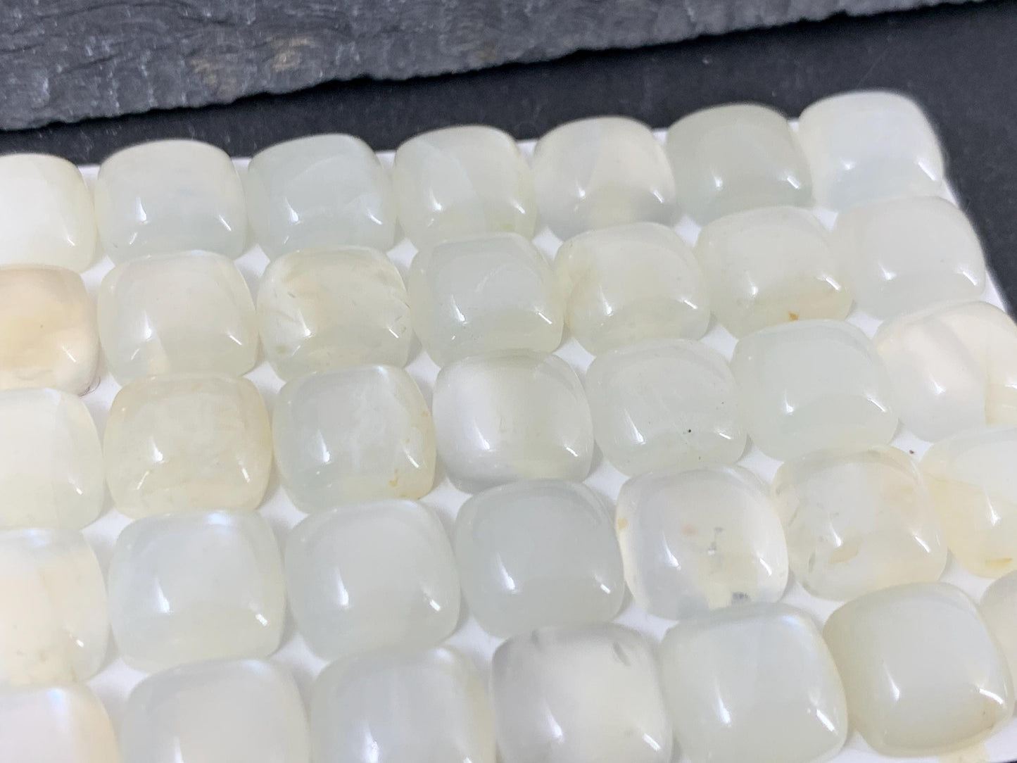 White Moonstone square cushion 10mm cabochon - Calibrated cabochons