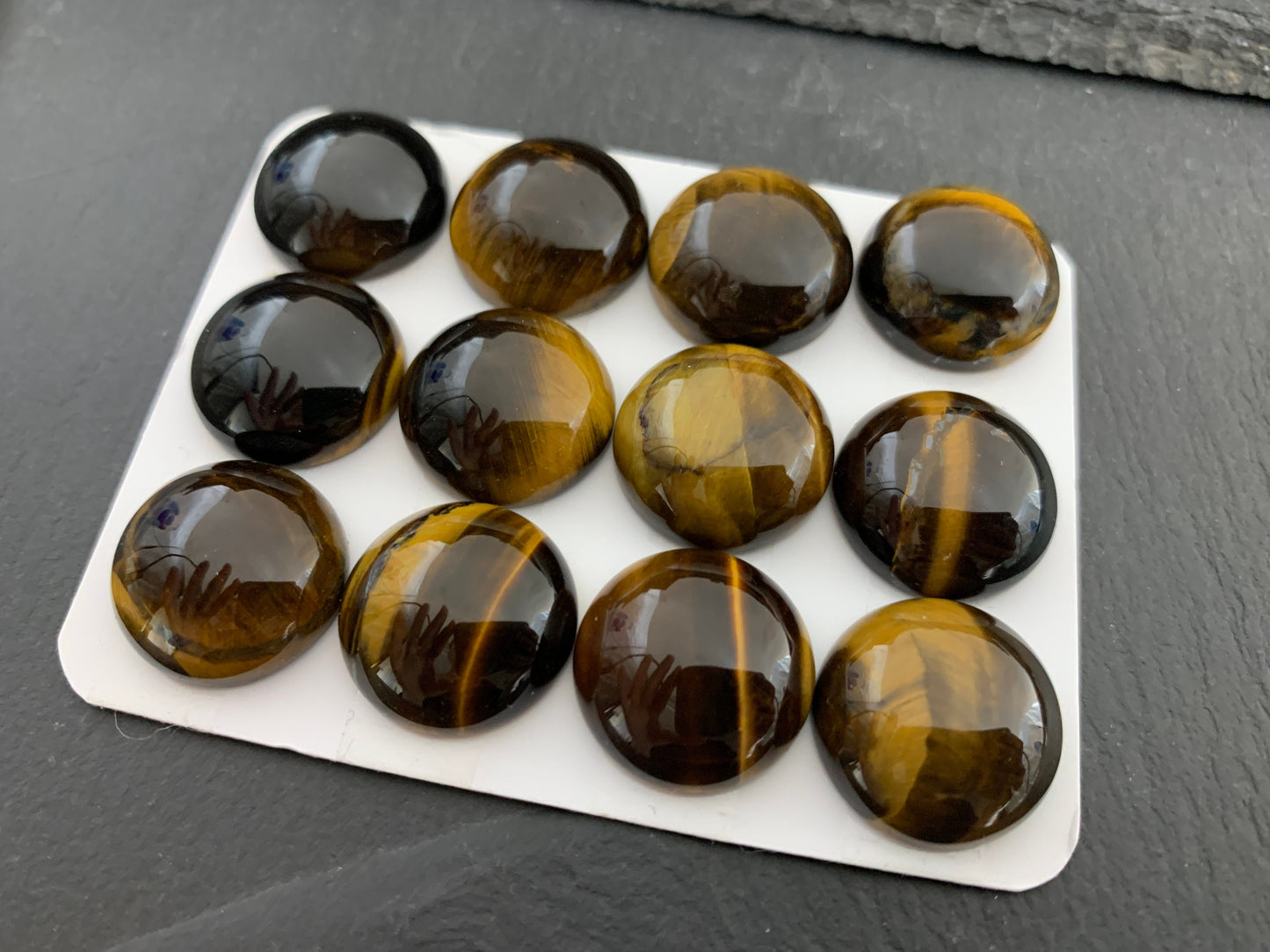 Tiger eye round 18mm cabochon - Calibrated cabochons
