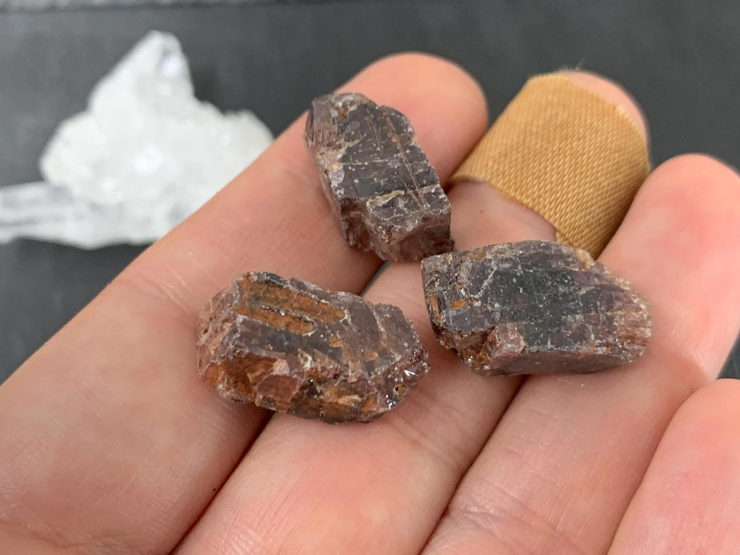 Raw Zircon 15-20mm long from Tanzania - lot of 3 pieces - not drilled gemstone