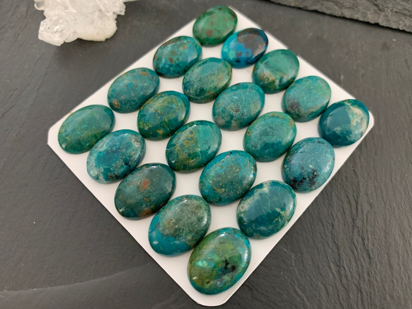 Chrysocolla oval 13x18mm cabochon - Calibrated cabochons