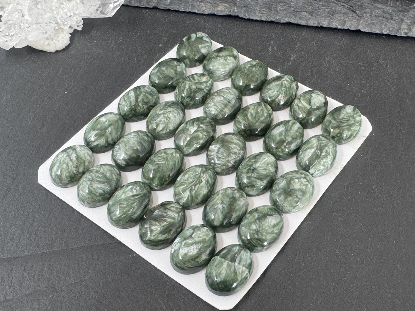 Seraphinite oval 10x14mm cabochon - Calibrated cabochons