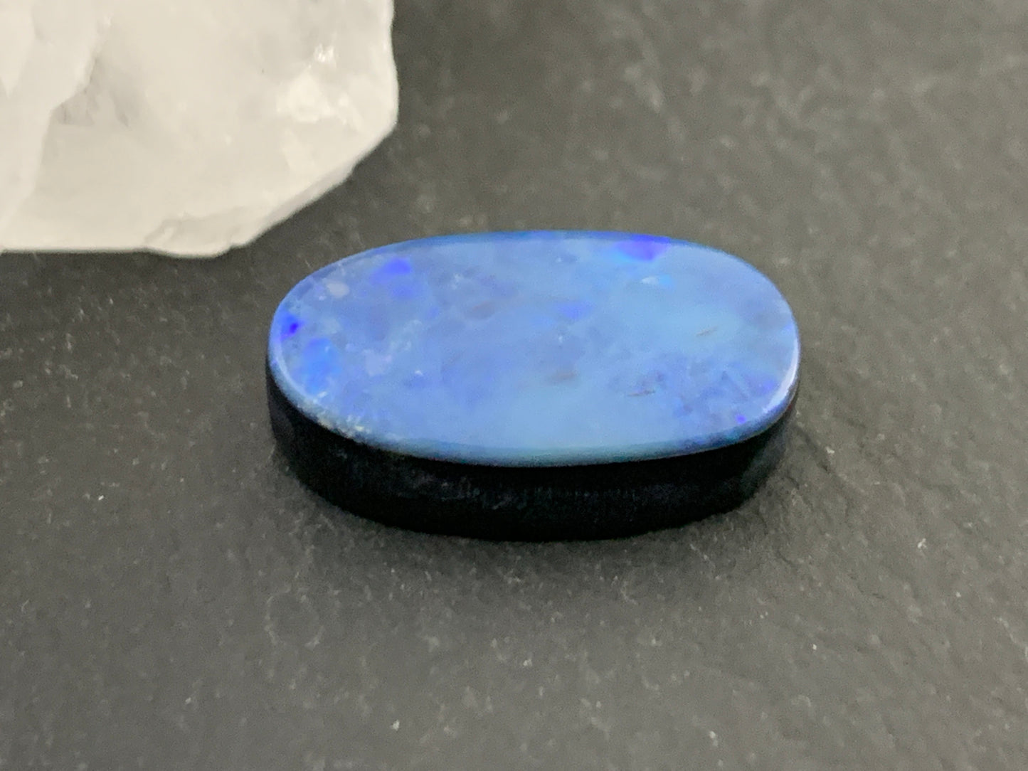 Australian Opal doublet 12x19x5mm cabochon - oval