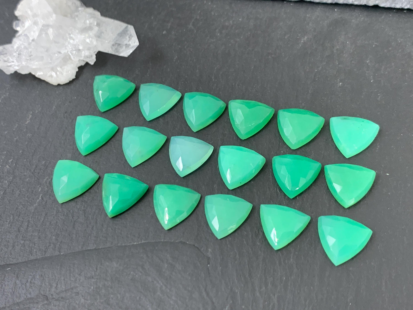 Faceted Chrysoprase trillion 12mm cabochon