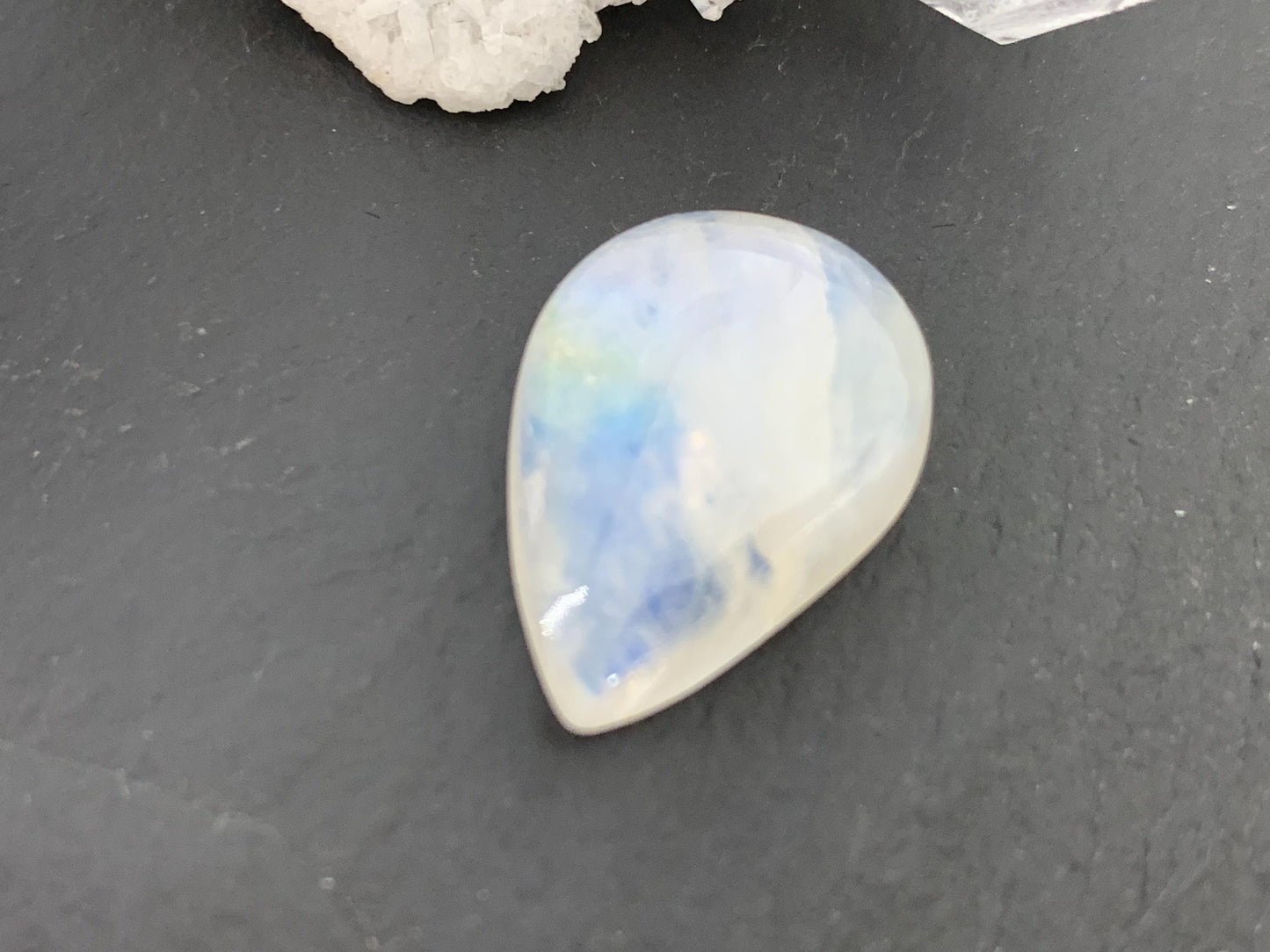 Rainbow Moonstone 20x14x5mm cabochon
