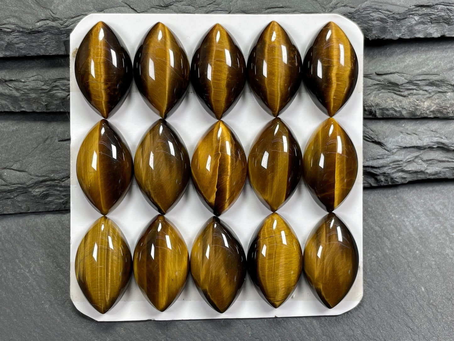 Tiger Eye marquise 12x20mm cabochon - Calibrated cabochons