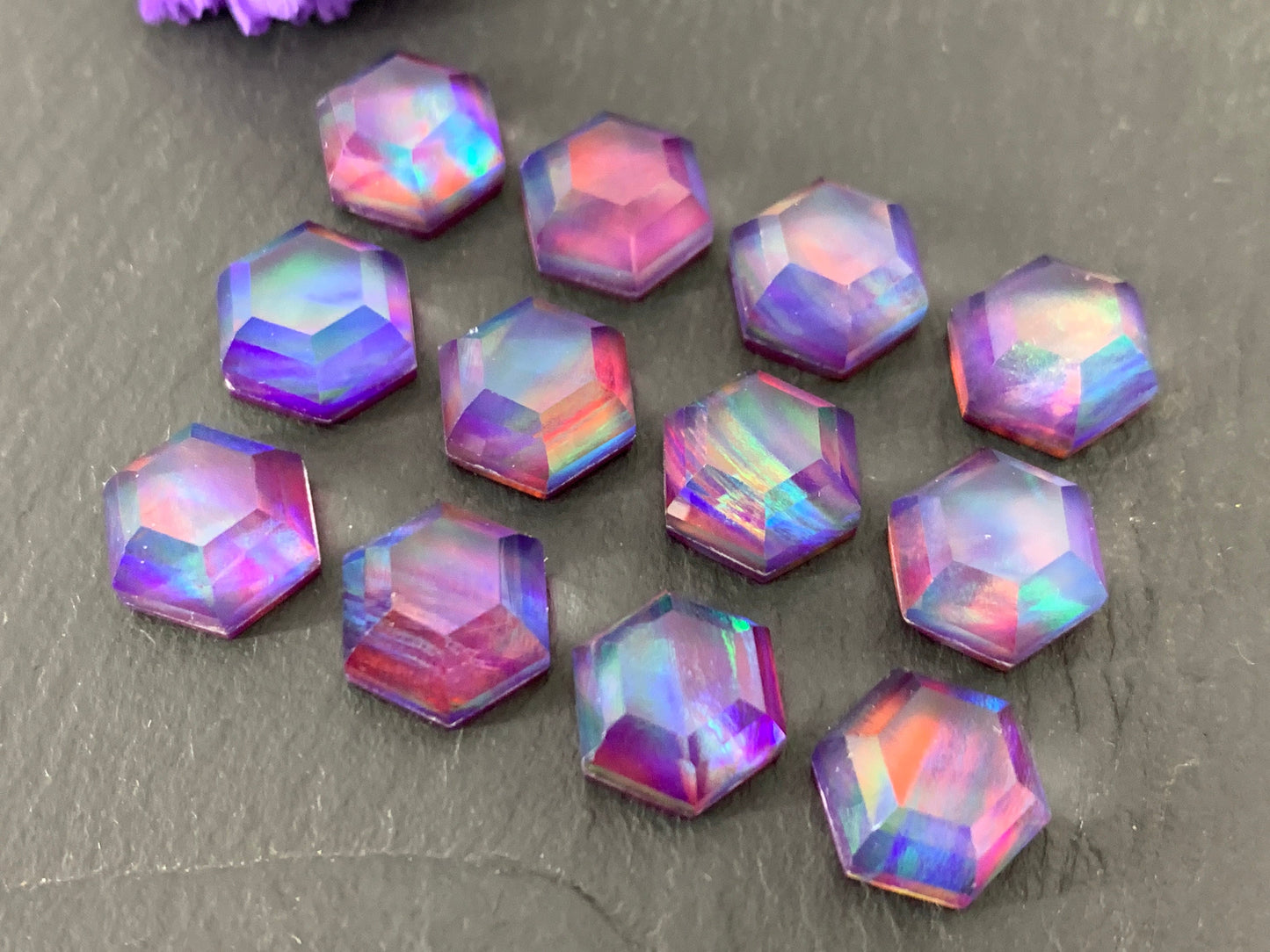 Faceted Aurora Opal hexagon 9mm cabochon - Doublet cabochons
