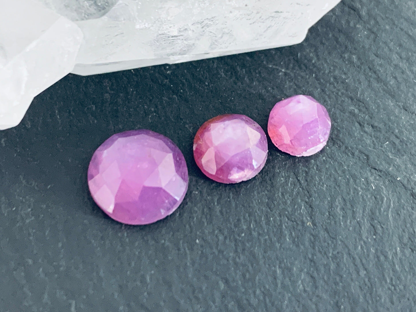 Faceted Silky Star Sapphire round 5mm, 6mm, 8mm cabochon
