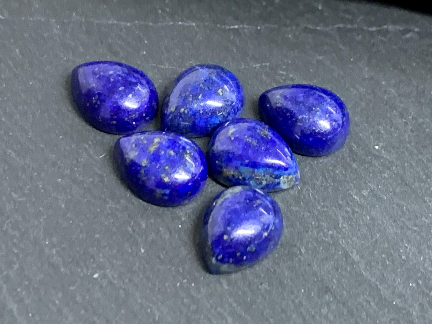 Lapis Lazuli pear 8x10mm cabochon - Calibrated cabochons