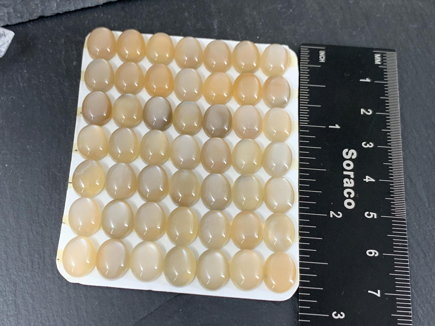 Grey Moonstone oval 8x10mm cabochon - Calibrated cabochons