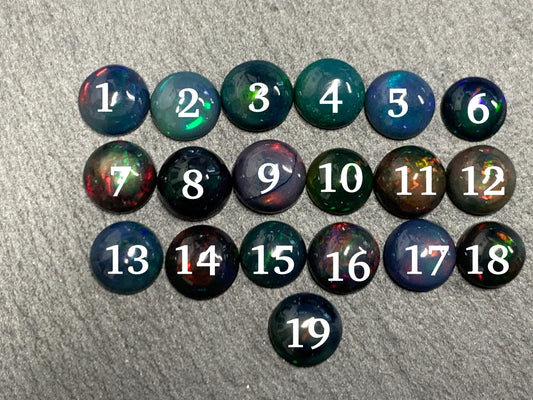 Ethiopian Opal round 6mm Cabochon