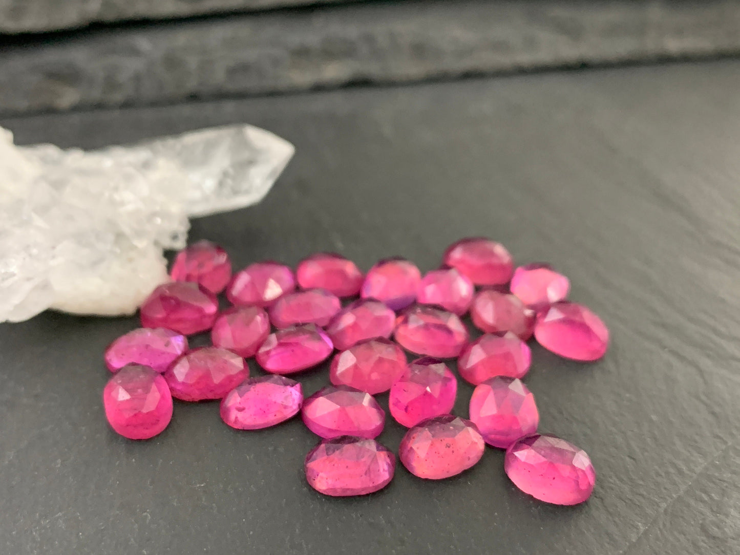 Faceted Thailand Pink Sapphire oval 6x8mm Cabochon | Natural Raspberry Sapphire