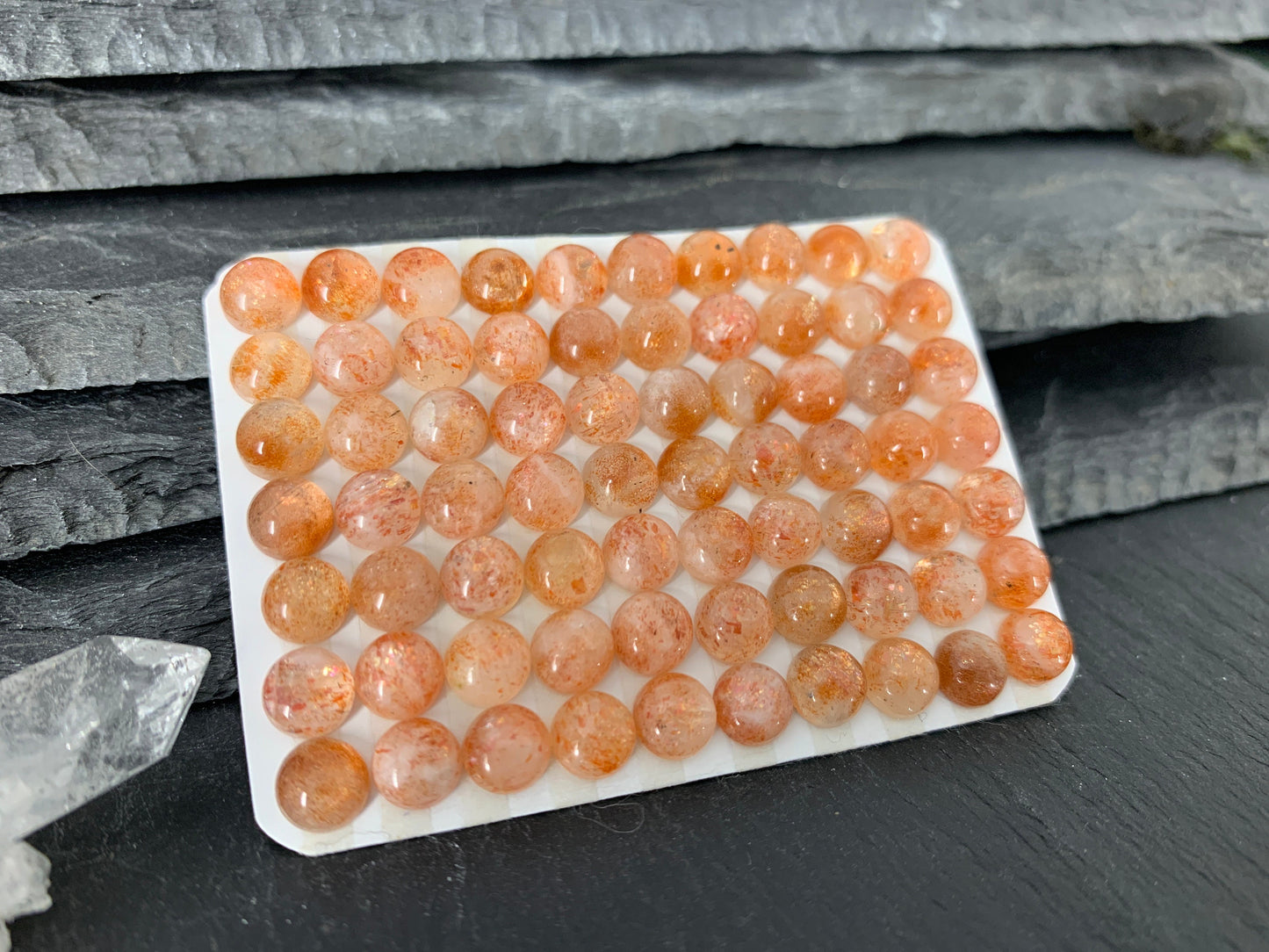 Sunstone round 6mm cabochon - Calibrated cabochons