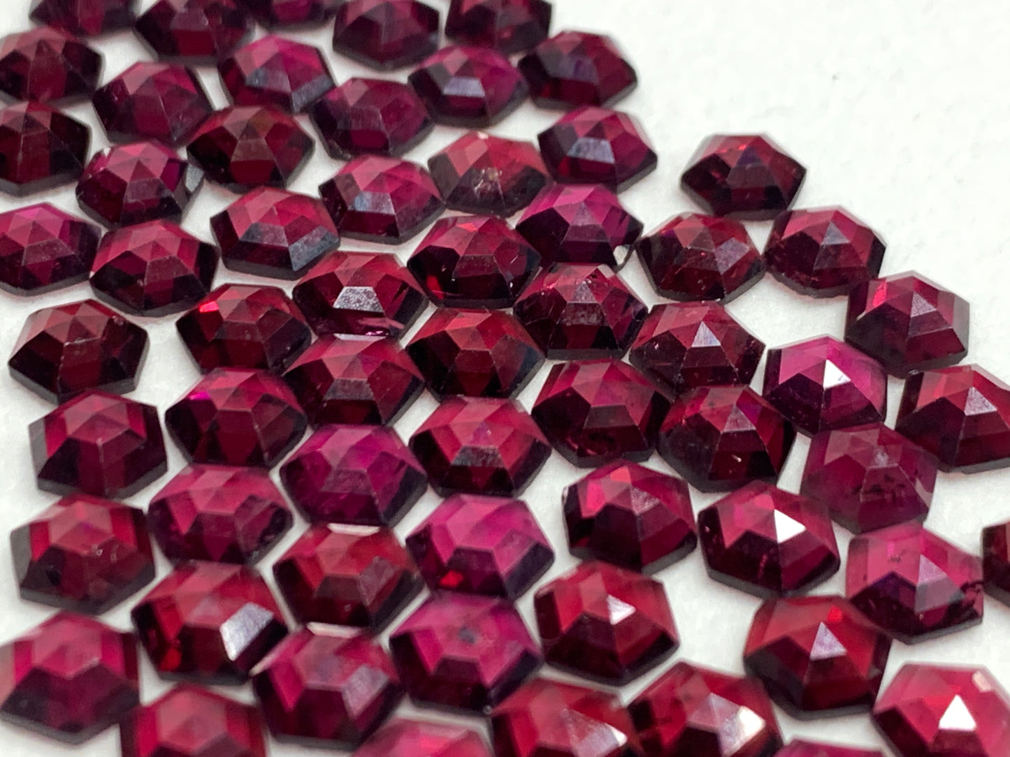 Faceted Rhodolite Garnet hexagon 6mm & 10mm cabochon