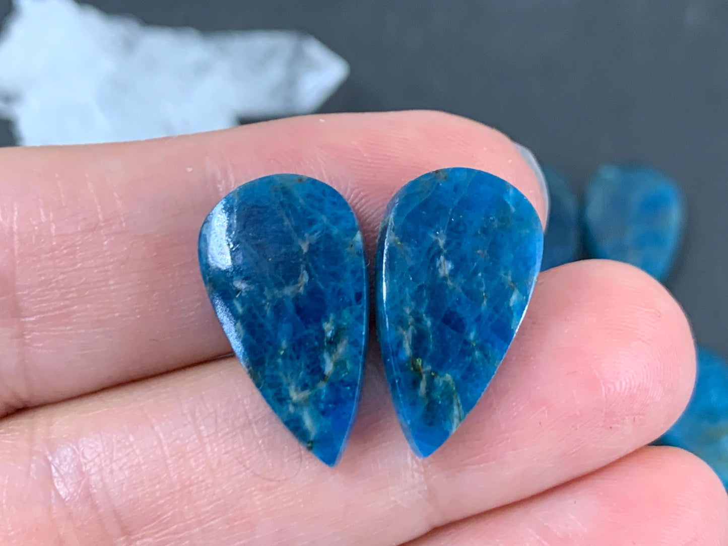 Apatite pear 19-21mm long cabochon - Buy by pair