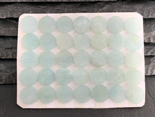 Flat Aquamarine round 10mm cabochon
