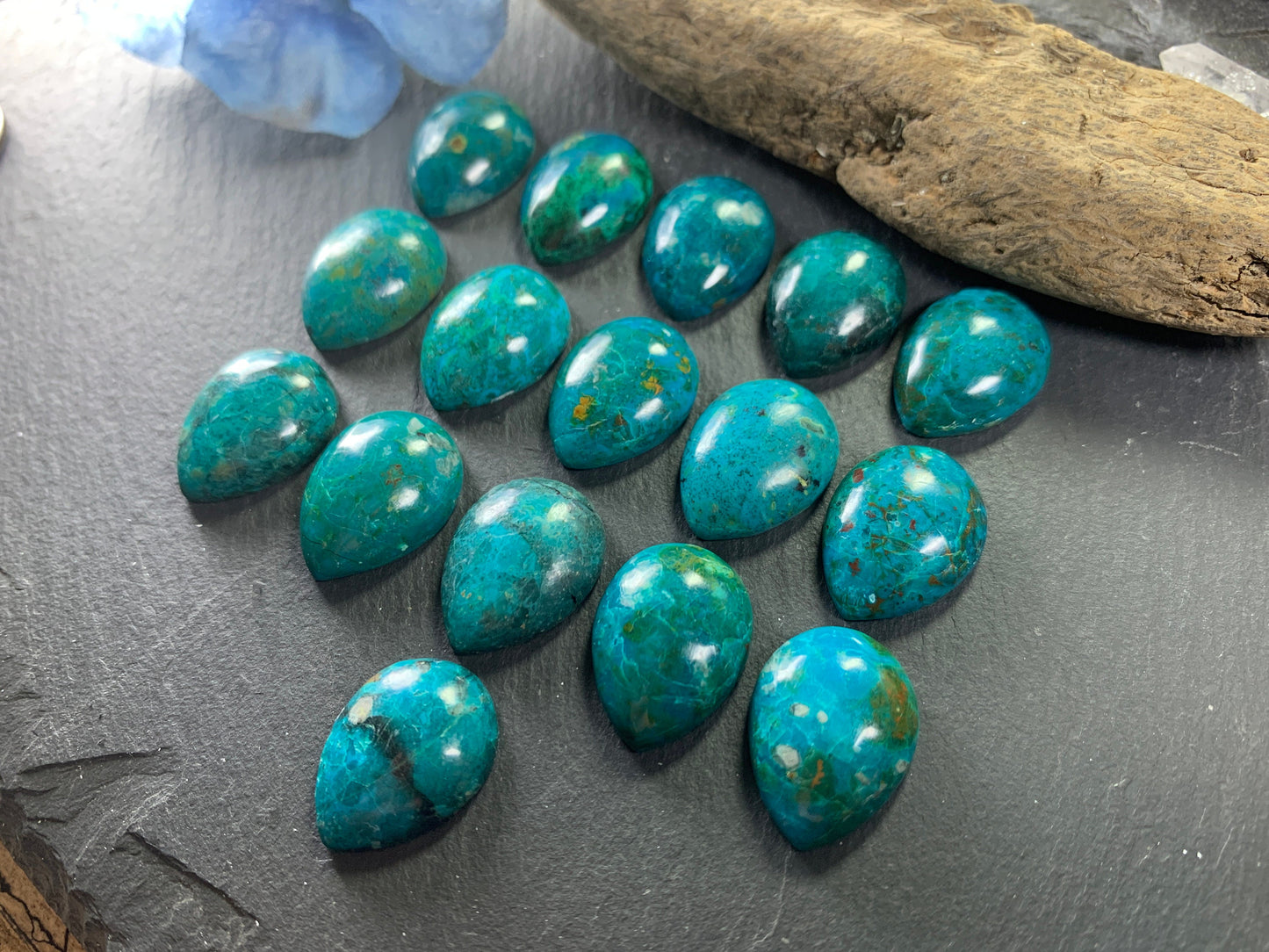 Chrysocolla pear 15x20mm cabochon - Calibrated cabochons
