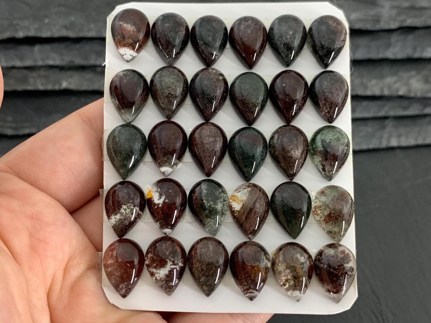 Green Phantom Crystal pear 10x14mm cabochon - Calibrated cabochons