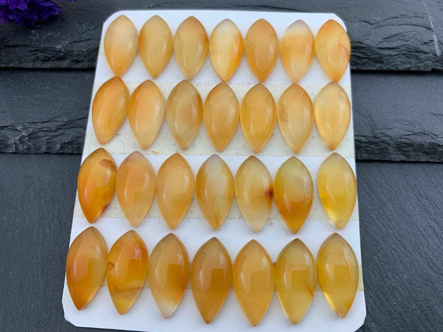 Carnelian miss asia 10x20mm cabochon - Calibrated cabochons