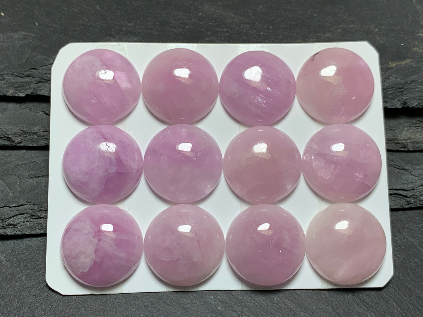 Kunzite round 20mm cabochon - Calibrated cabochons