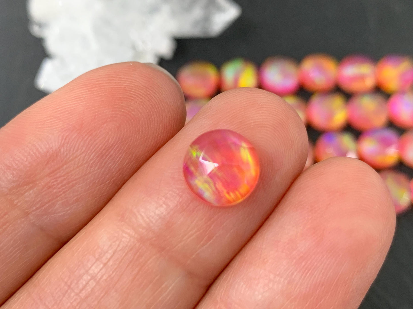 Aurora Opal round 8mm cabochon - Doublet cabochons