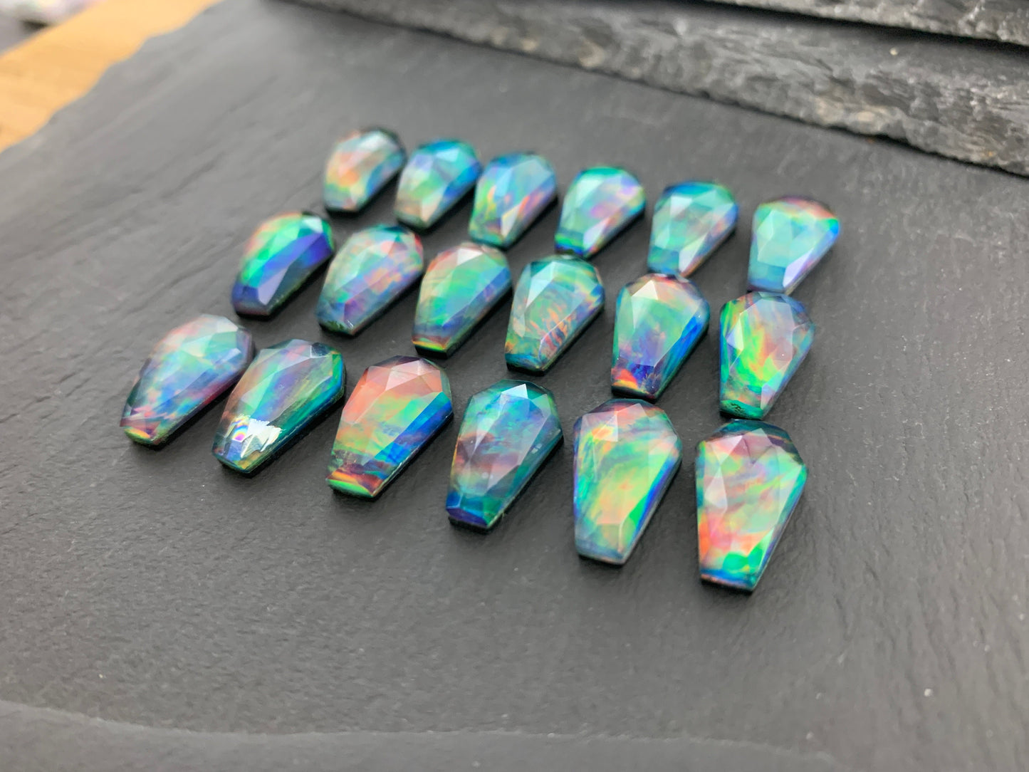 Faceted Aurora Opal coffin 10x16mm cabochon - Doublet cabochons