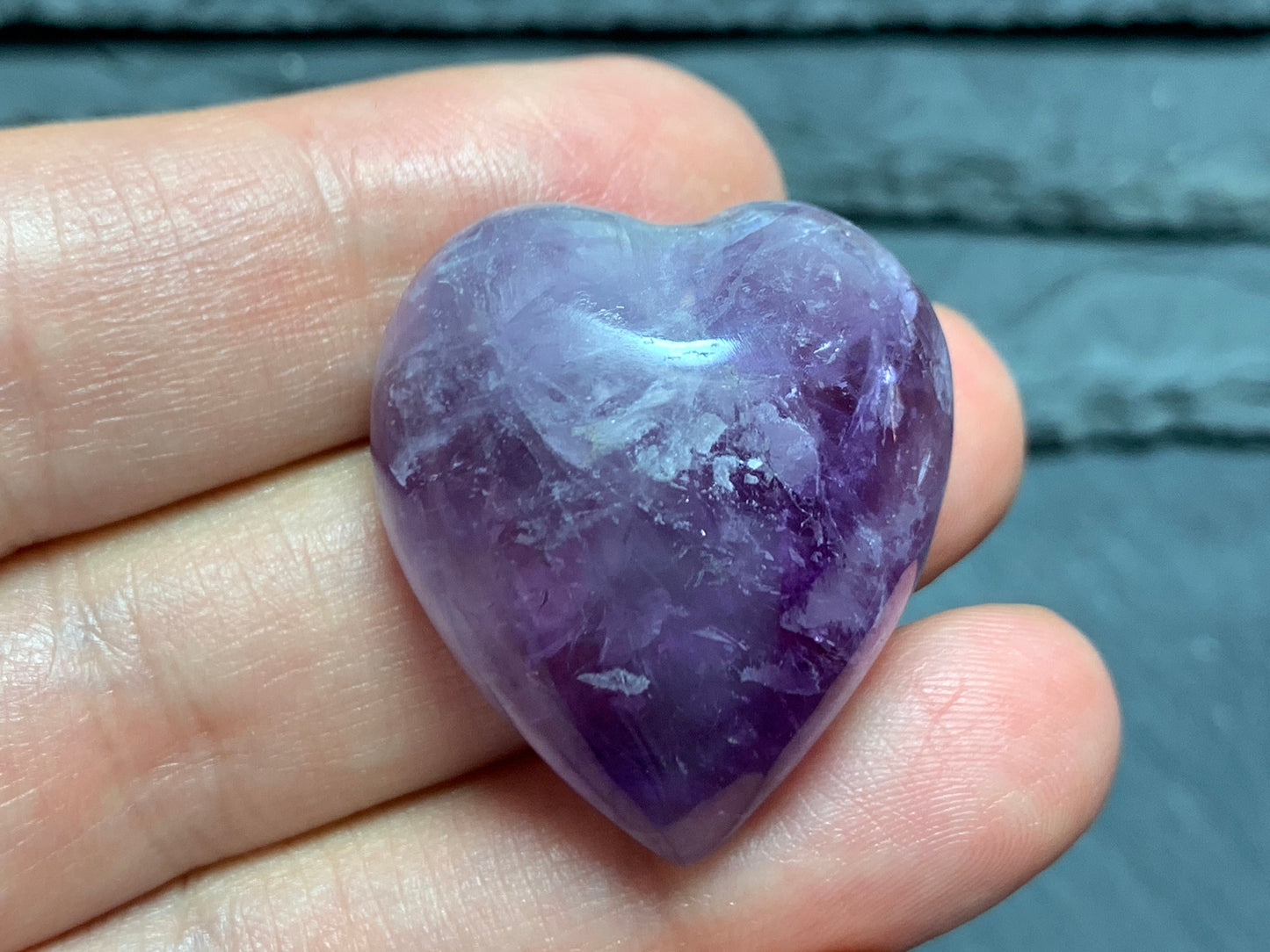 Amethyst heart 29x26x14mm cabochon- handmade in Africa